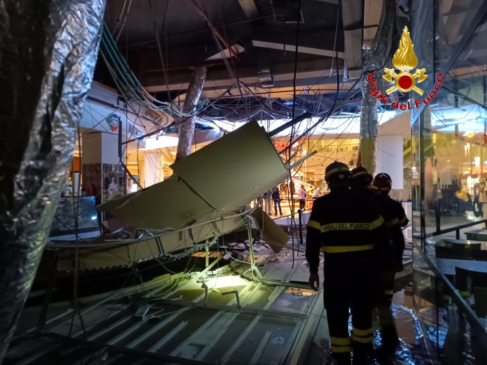 Crollo Centro Campania Poteva Essere Una Tragedia